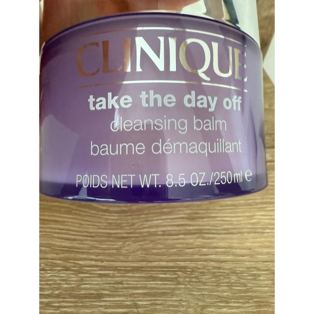 NEW Clinique Take the Day Off Cleansing Balm 8.5oz 250ml - Picture 3 of 5